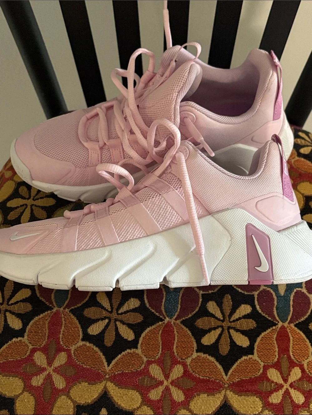 Nike Light Pink Sneakers with White Label and Black Nike Metcon 7